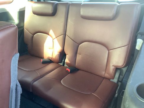 Used 2008 Nissan Pathfinder SE w/ Leather Pkg image 11