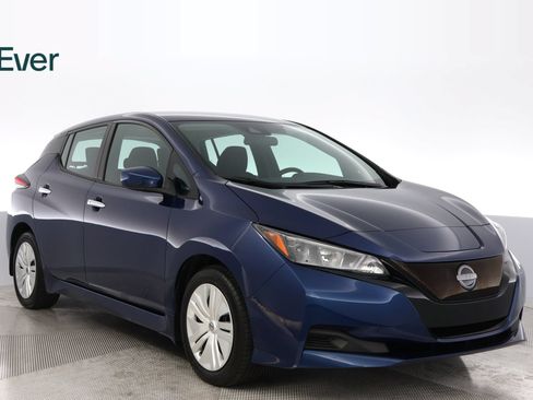 Used 2025 Nissan Leaf S FWD image 13