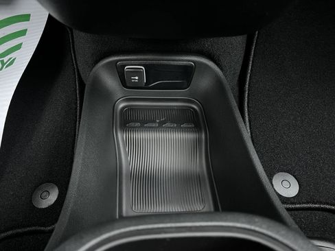 New 2026 Chrysler Pacifica Select image 29