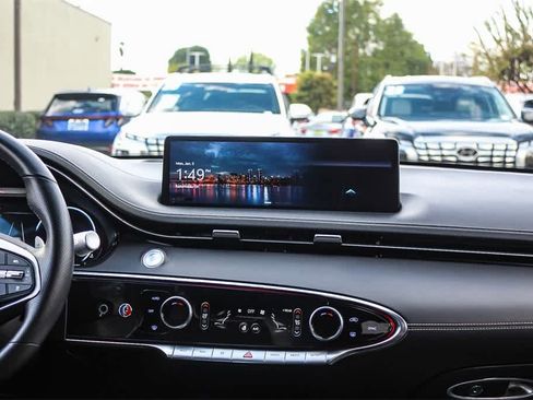 Used 2023 Genesis GV70 2.5T w/ Sport Prestige Package image 16