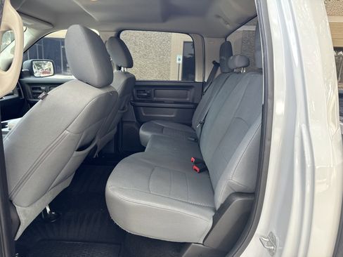 Used 2013 RAM 1500 Express RWD image 21