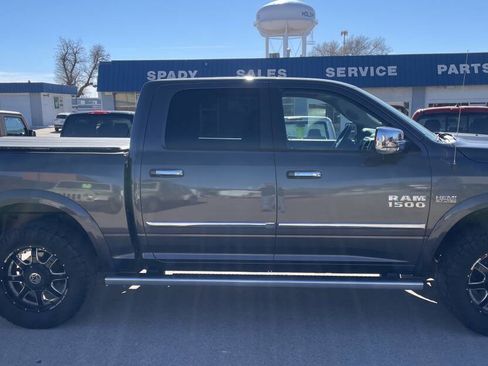 Used 2014 RAM 1500 Laramie w/ Convenience Group image 6