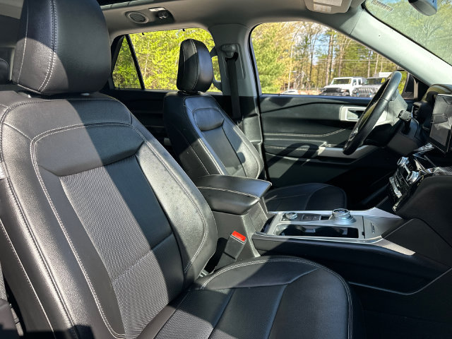 Certified 2023 Ford Explorer Limited AWD/4WD image 22