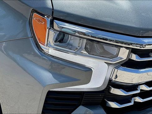 Used 2025 Chevrolet Silverado 1500 LTZ AWD/4WD image 27