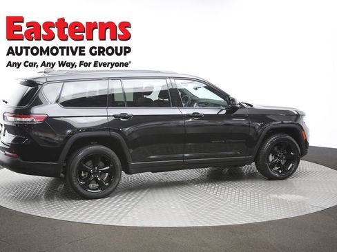 Used 2023 Jeep Grand Cherokee L Laredo image 46