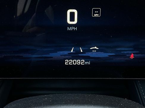 Used 2025 Chevrolet Equinox LT image 37