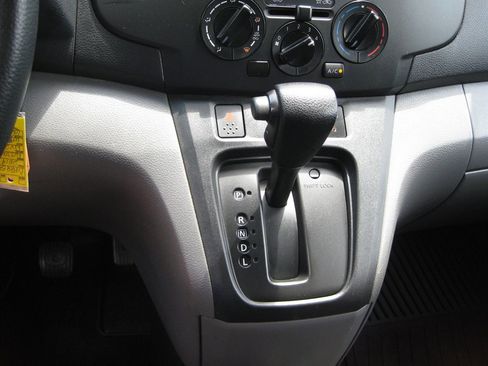 Used 2019 Nissan NV200 S w/ Cruise Control Package FWD image 17
