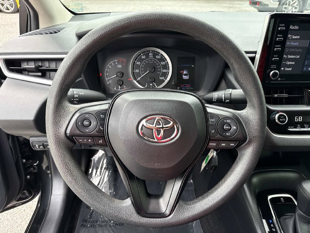 Used 2021 Toyota Corolla LE FWD image 37