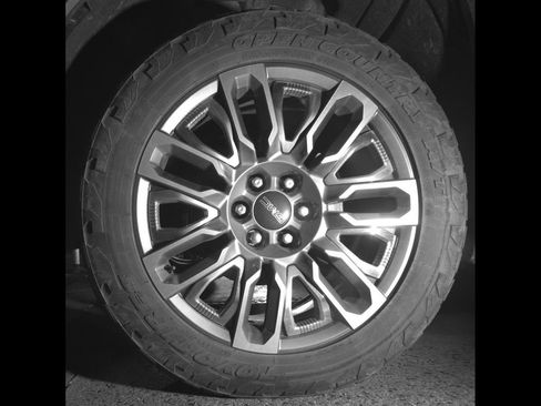 Certified 2024 GMC Sierra 1500 Denali Ultimate AWD/4WD image 11