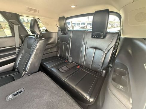 Used 2023 INFINITI QX60 Sensory w/ Cargo Package AWD/4WD image 29