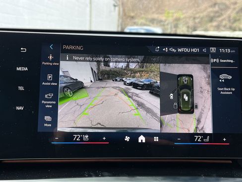 Used 2025 BMW X1 xDrive28i w/ Technology Package image 10