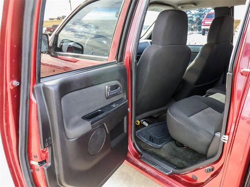 Used 2011 Chevrolet Colorado LT image 16