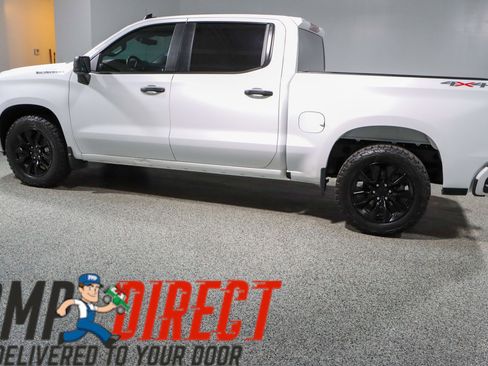 Used 2022 Chevrolet Silverado 1500 Custom image 10
