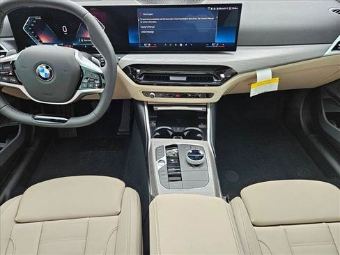Used 2026 BMW 330i Sedan w/ Premium Package RWD image 15