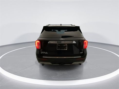 Used 2020 Ford Explorer Limited w/ Class III Trailer Tow Package image 3