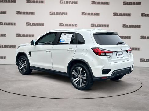 Used 2021 Mitsubishi Outlander Sport SE AWD/4WD image 3
