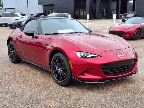 New 2026 MAZDA MX-5 Miata Club w/ Interior Package RWD image 4