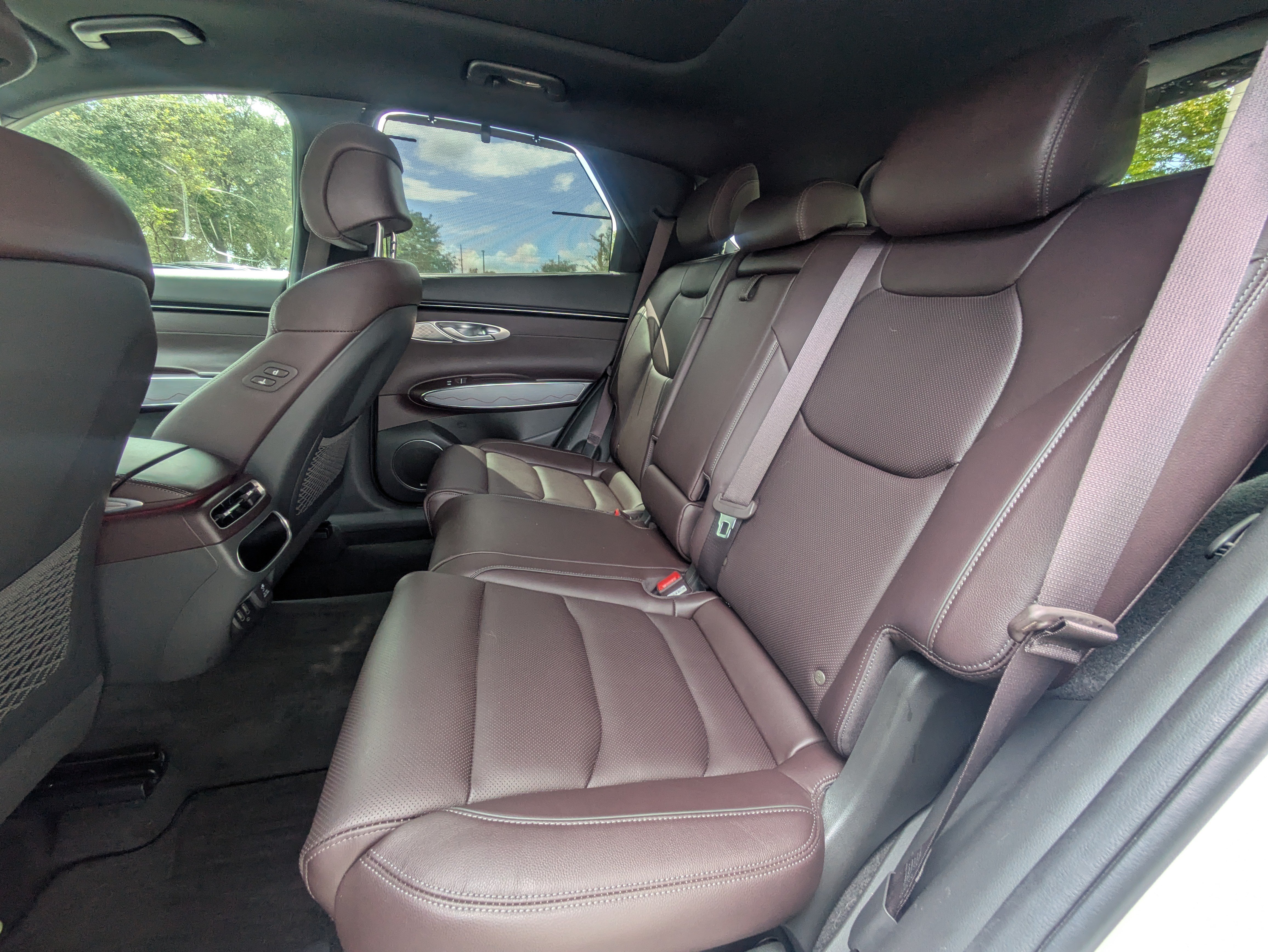 Used 2022 Genesis GV70 2.5T w/ Advanced Package AWD/4WD image 12