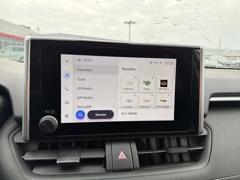 Used 2023 Toyota RAV4 LE image 15