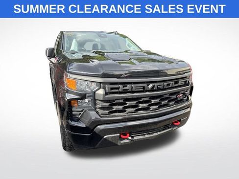 Used 2024 Chevrolet Silverado 1500 Custom Trail Boss AWD/4WD image 2