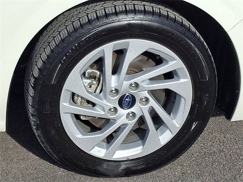 Certified 2024 Subaru Impreza 2.0i image 8