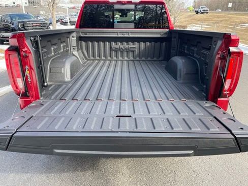 Used 2025 GMC Sierra 1500 AT4 w/ AT4 Premium Package image 21
