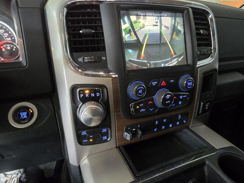 Used 2015 RAM 1500 Laramie w/ Convenience Group AWD/4WD image 22