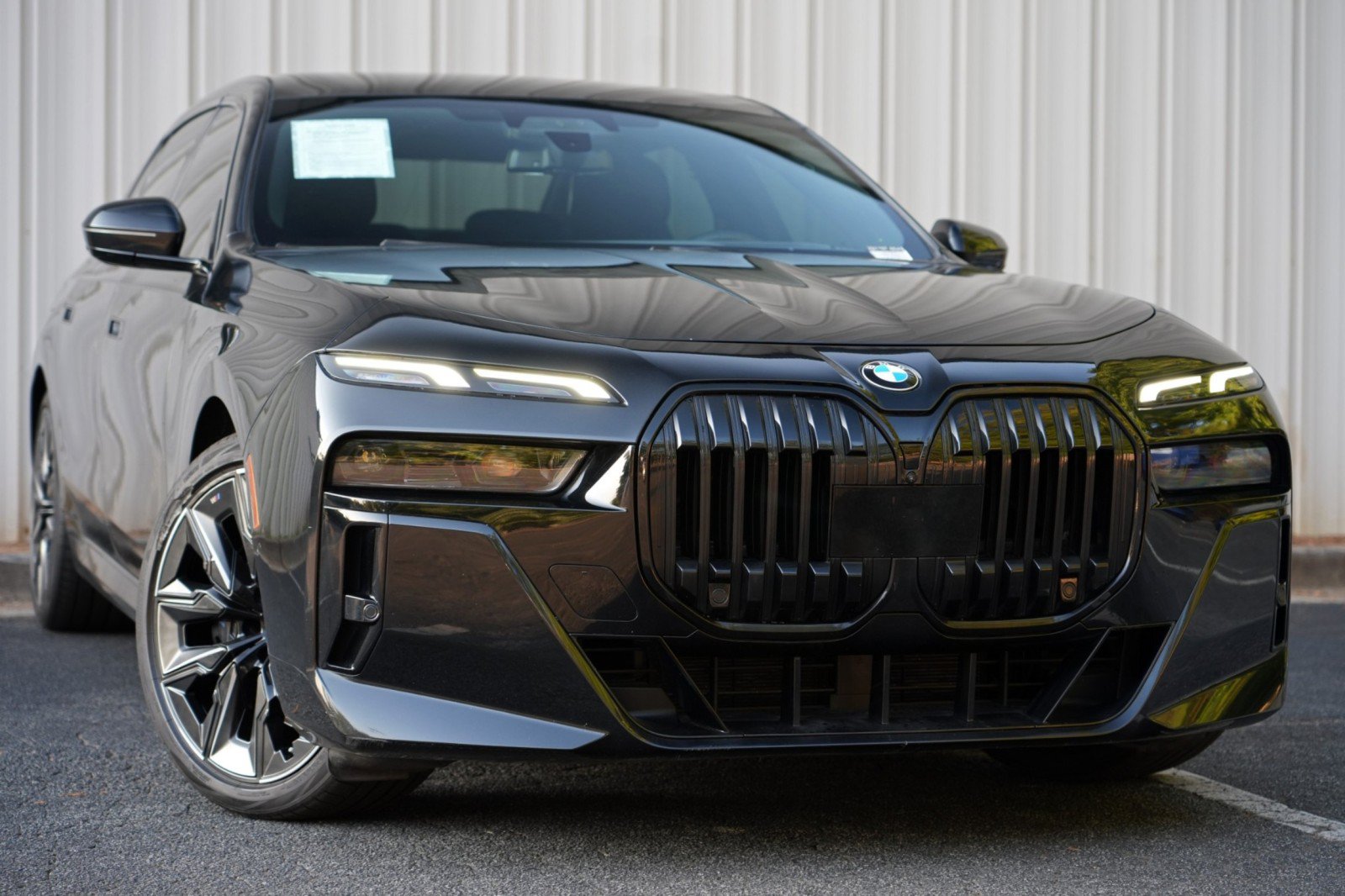 Used 2023 BMW 740i RWD image 4