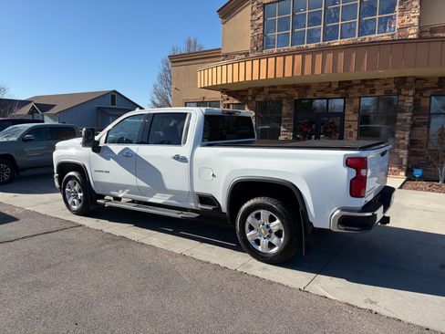 Used 2021 Chevrolet Silverado 2500 LTZ image 32