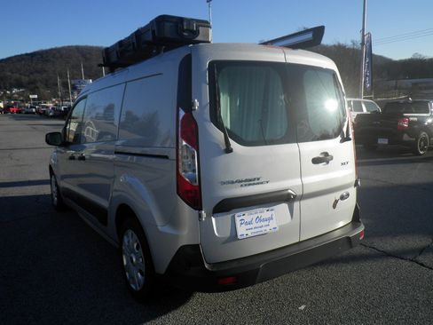 Used 2020 Ford Transit Connect XLT image 5