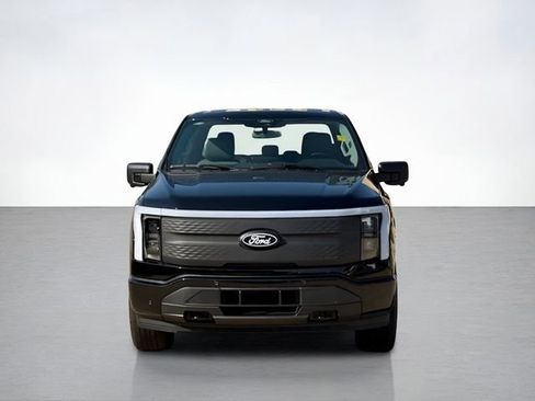 New 2025 Ford F150 Lightning Flash image 8