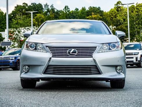Used 2013 Lexus ES 350 w/ Luxury Pkg FWD image 7