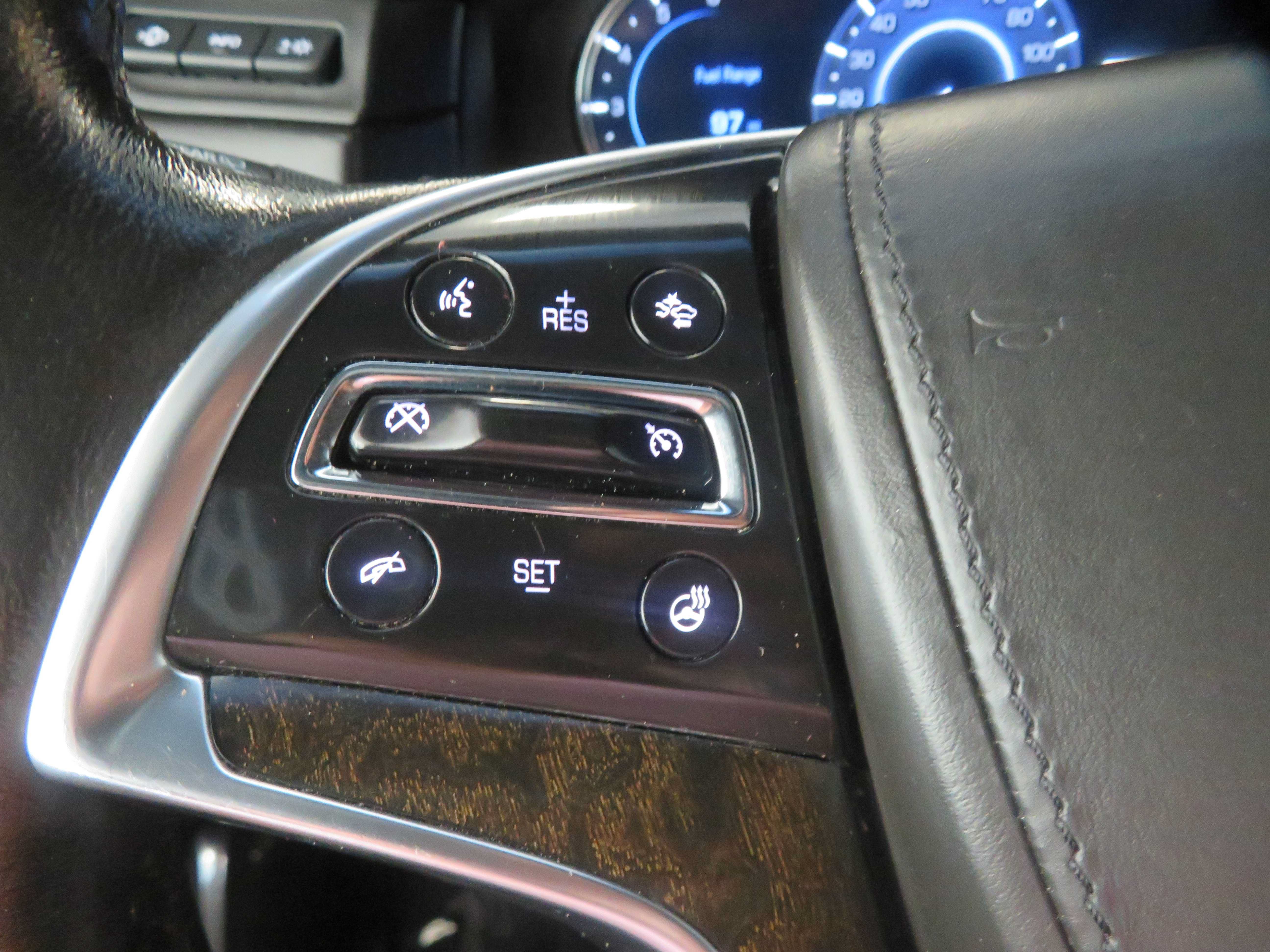 Used 2016 Cadillac Escalade ESV Platinum AWD/4WD image 35