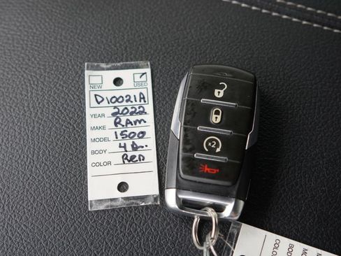 Used 2022 RAM 1500 Big Horn AWD/4WD image 37