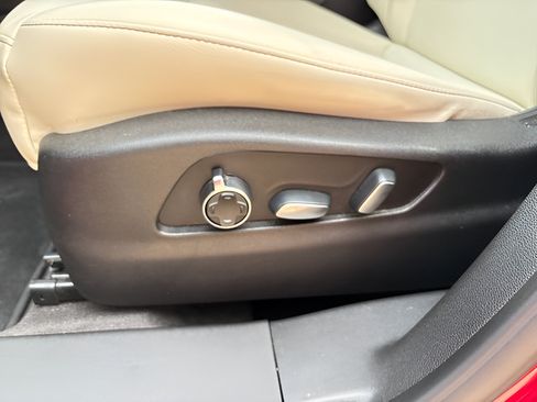 Used 2019 Cadillac XT4 Sport w/ Driver Awareness Package FWD image 34