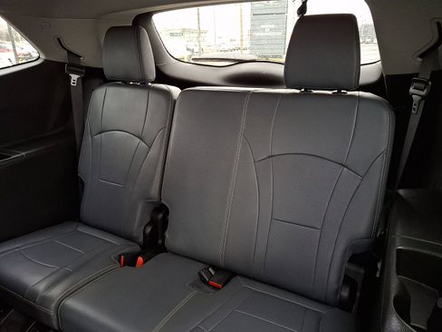 Used 2019 Buick Enclave Premium image 10