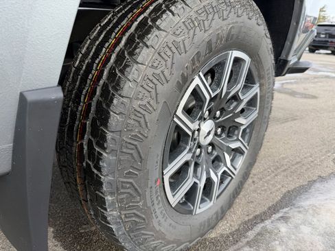 New 2026 Chevrolet Colorado Z71 w/ Z71 Convenience Package 2 image 17