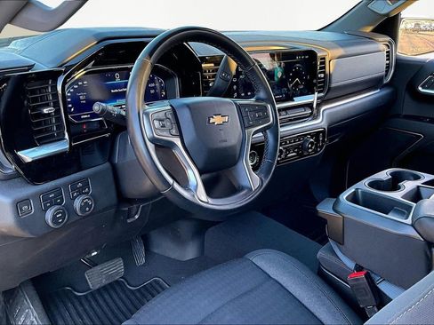 Used 2023 Chevrolet Silverado 1500 LT image 12