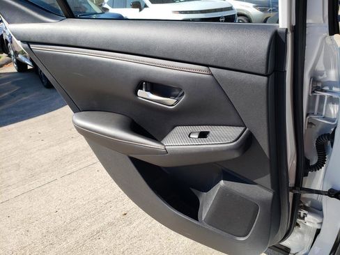 Certified 2021 Nissan Sentra SR w/ Trunk Package image 20