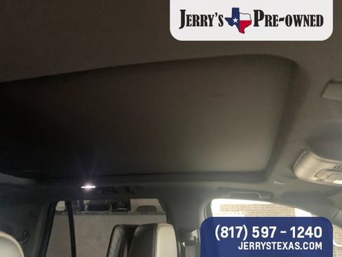 Used 2021 Chevrolet Tahoe RST w/ Luxury Package RWD image 5