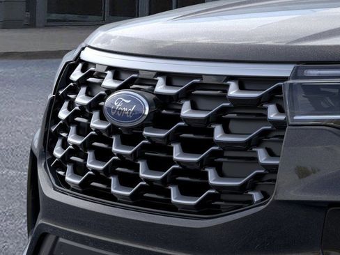 New 2026 Ford Explorer Platinum image 41