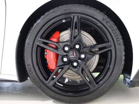 Used 2024 Chevrolet Corvette Stingray Premium Conv w/ Z51 Performance Package RWD image 80