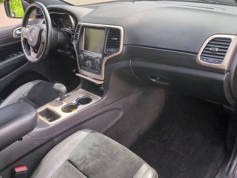 Used 2015 Jeep Grand Cherokee Altitude AWD/4WD image 29