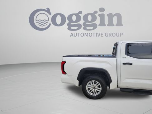 Certified 2025 Toyota Tundra SR5 w/ SR5 Convenience Package RWD image 29