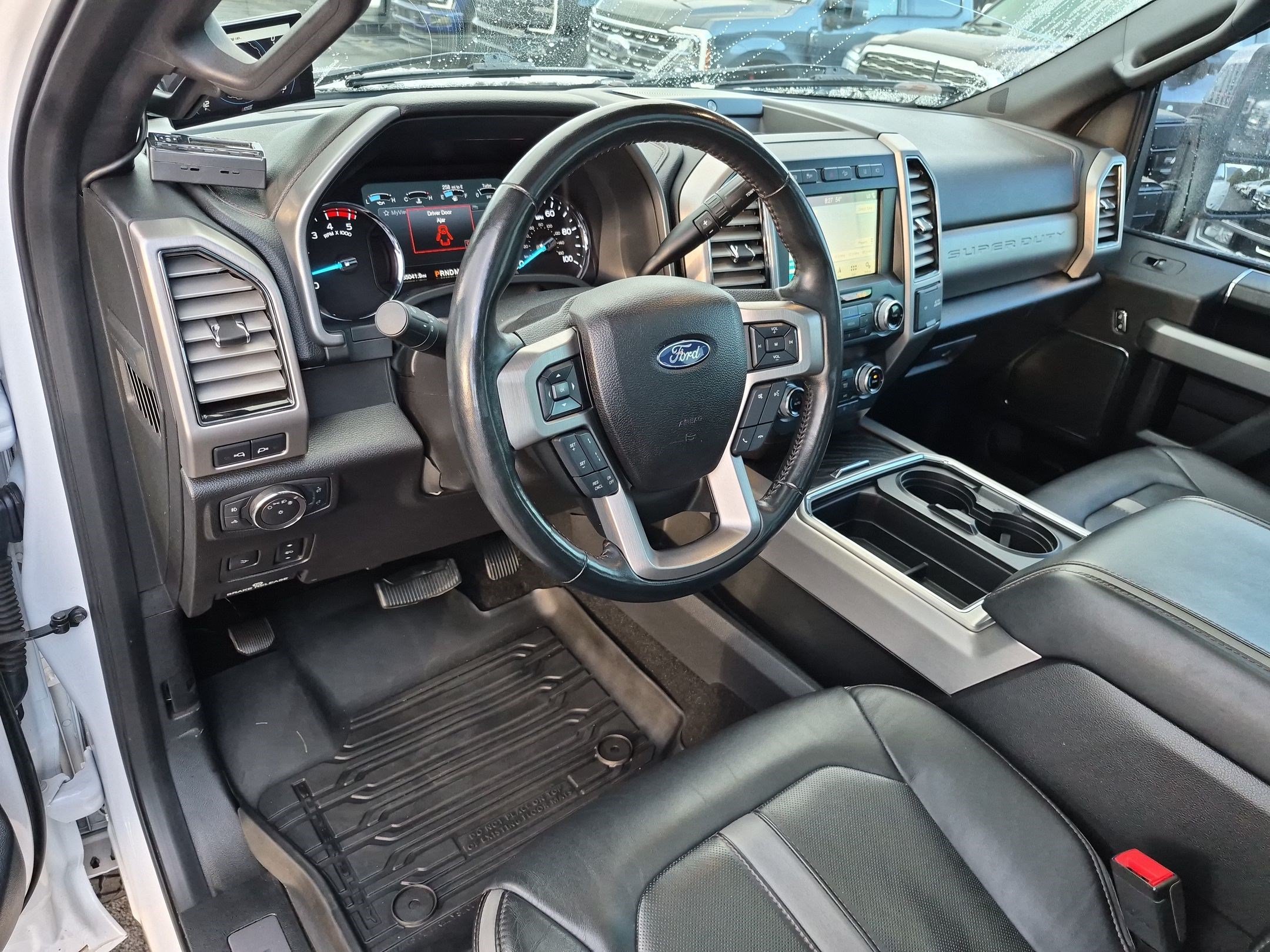 Used 2019 Ford F350 Platinum w/ Platinum Ultimate Package AWD/4WD image 16