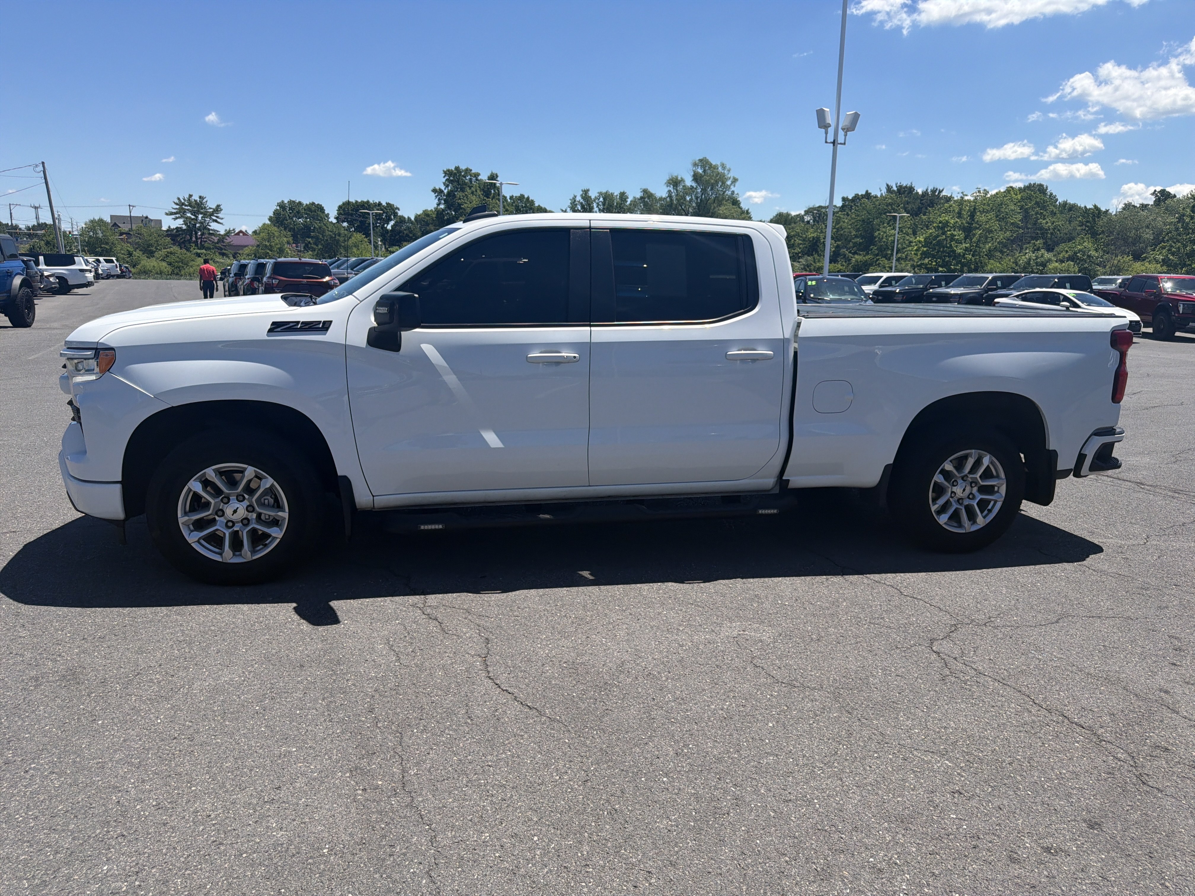 Used 2023 Chevrolet Silverado 1500 RST AWD/4WD image 7