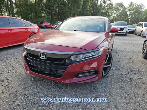 Used 2020 Honda Accord Sport image 2