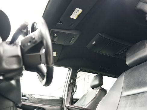 Used 2019 Dodge Grand Caravan GT image 35