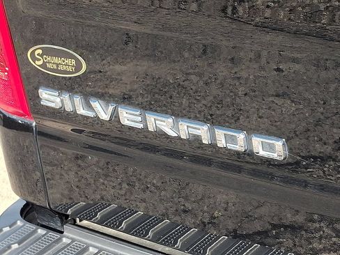 Used 2023 Chevrolet Silverado 1500 LT AWD/4WD image 29
