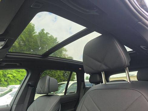 Used 2026 BMW X5 M60i w/ Climate Comfort Package AWD/4WD image 17